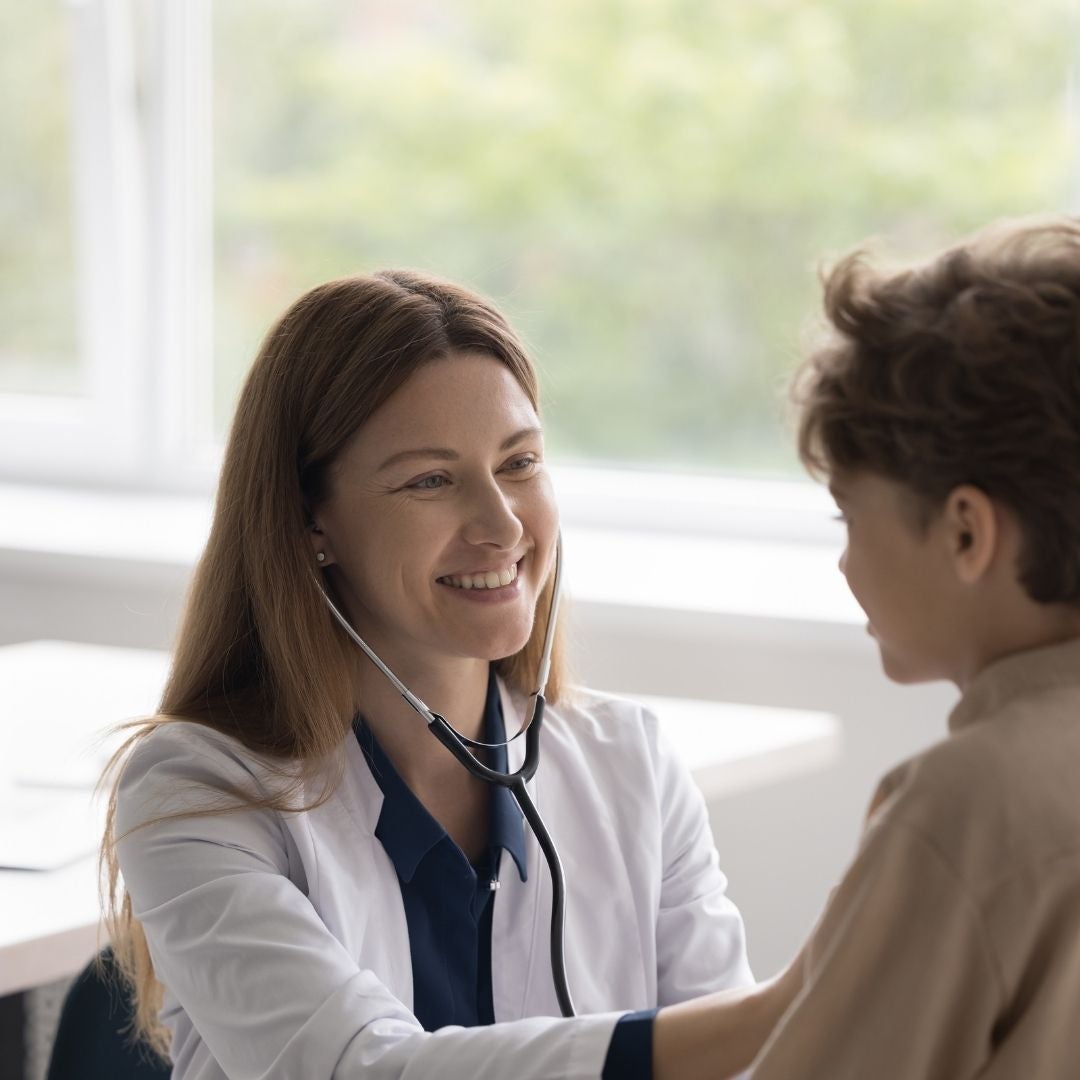 14 Healthcare Jobs That AI Can’t Replace