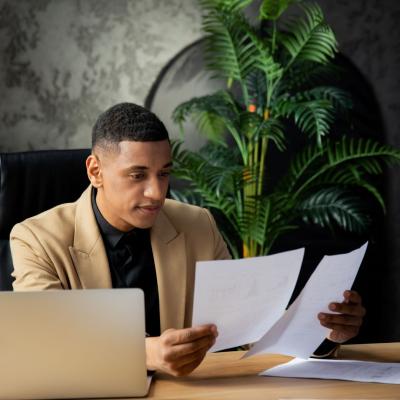 MBA vs EMBA: Which Degree is Right for You?