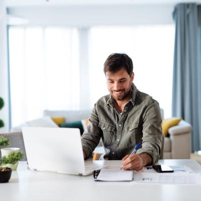 20 Business Short Courses to Study in 2025 to Enhance Your Skill Set 