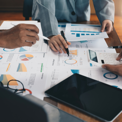 Business Analyst vs Data Analyst: Which Career Path is Right for You?